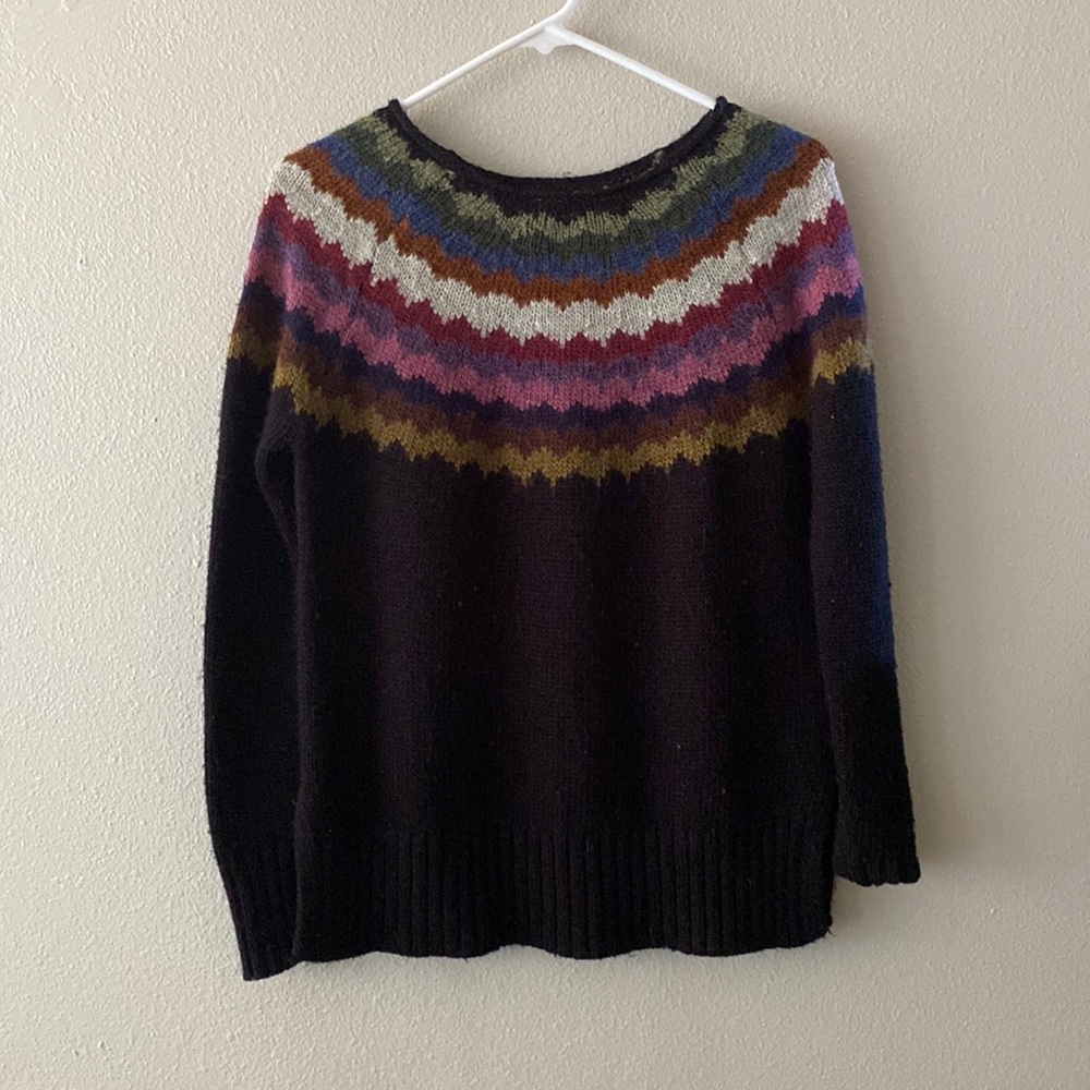 Gorgeous AEO sweater! 🍂🍃🍁